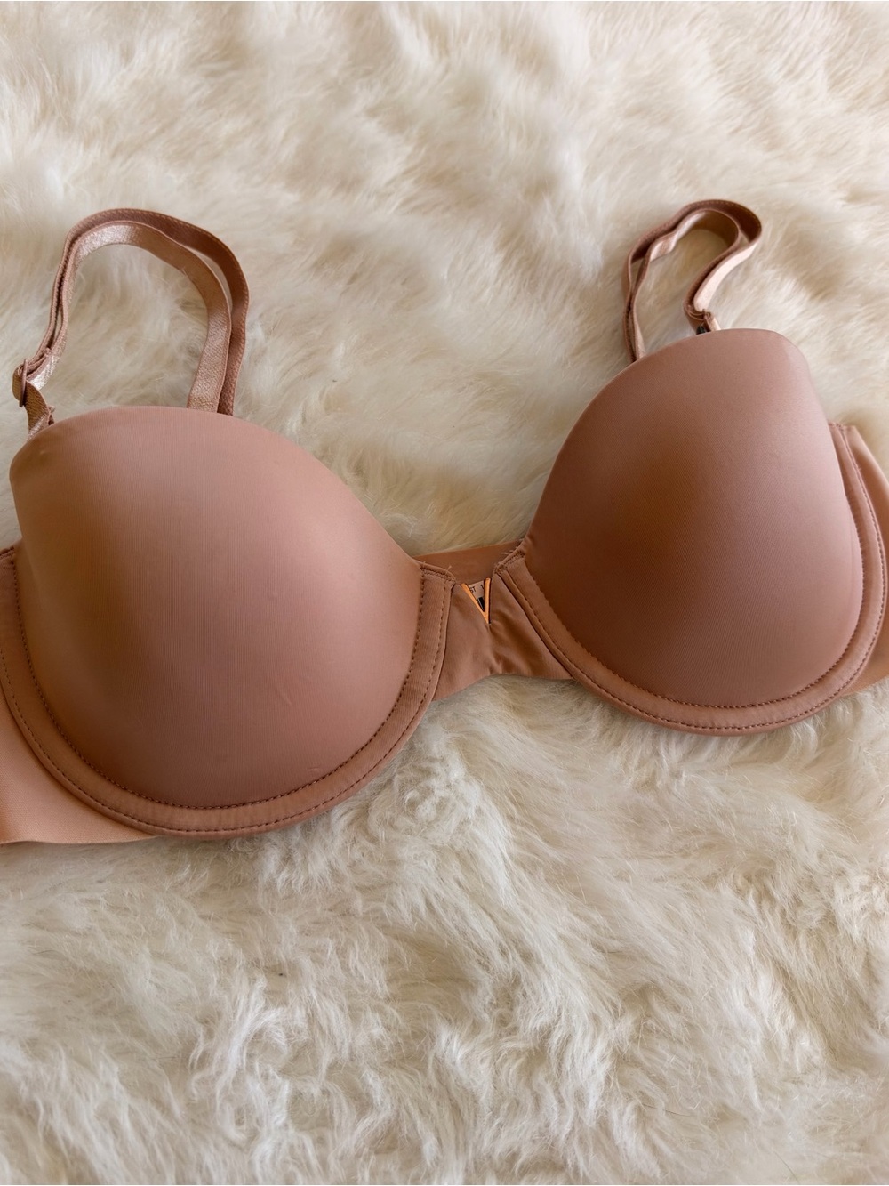 Victoria’s Secret Nude Multi Way Bra 32C